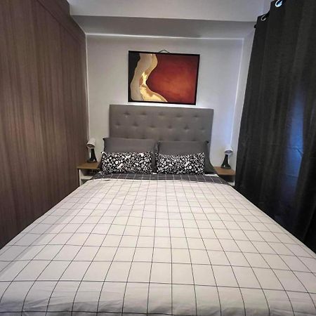 Shore 2 Residences High Speed Internet Walking Distance To Moa And Ikea マニラ市 エクステリア 写真