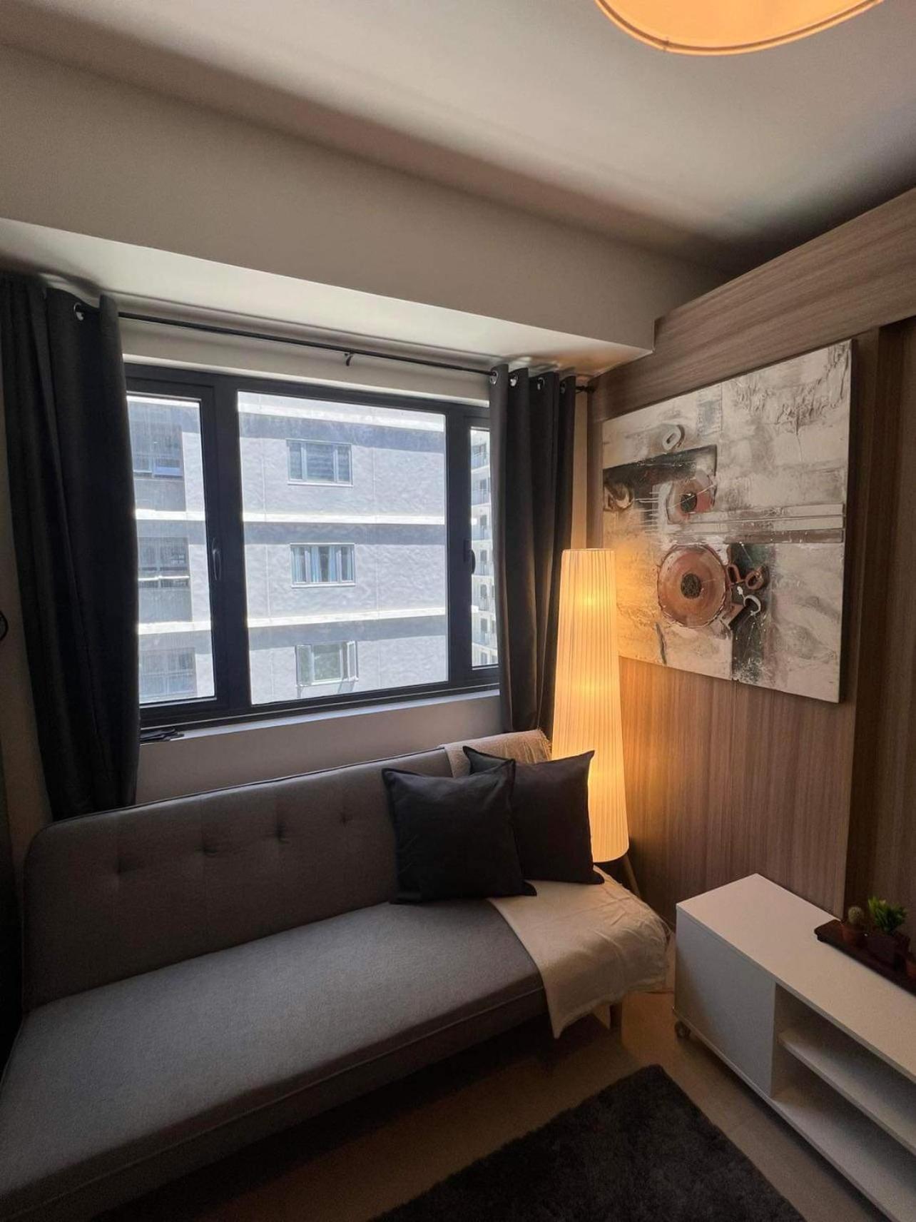 Shore 2 Residences High Speed Internet Walking Distance To Moa And Ikea マニラ市 エクステリア 写真